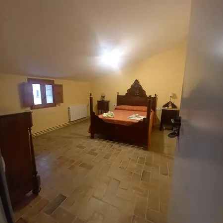 Pensionat Rural Mas Blanc San Martín de Centellas